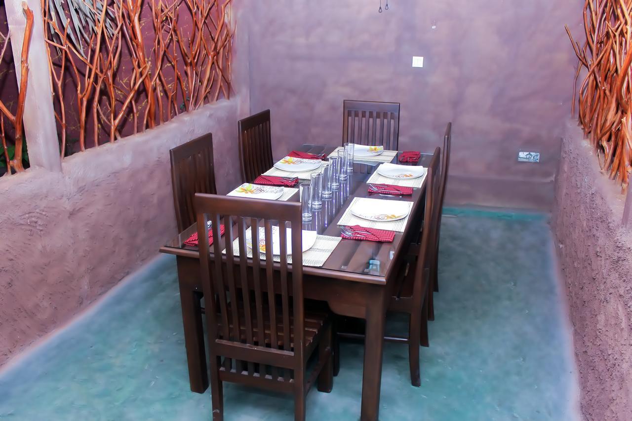 Induwara Safari Resort Udawalawe Buitenkant foto